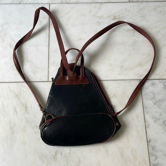 Silvia convertible black leather mini backpack or sling bag w/two outer pockets - Picture 3 of 8